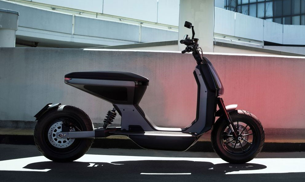 Naon Lucy El Scooter El Ctrico Que Puedes Reciclar