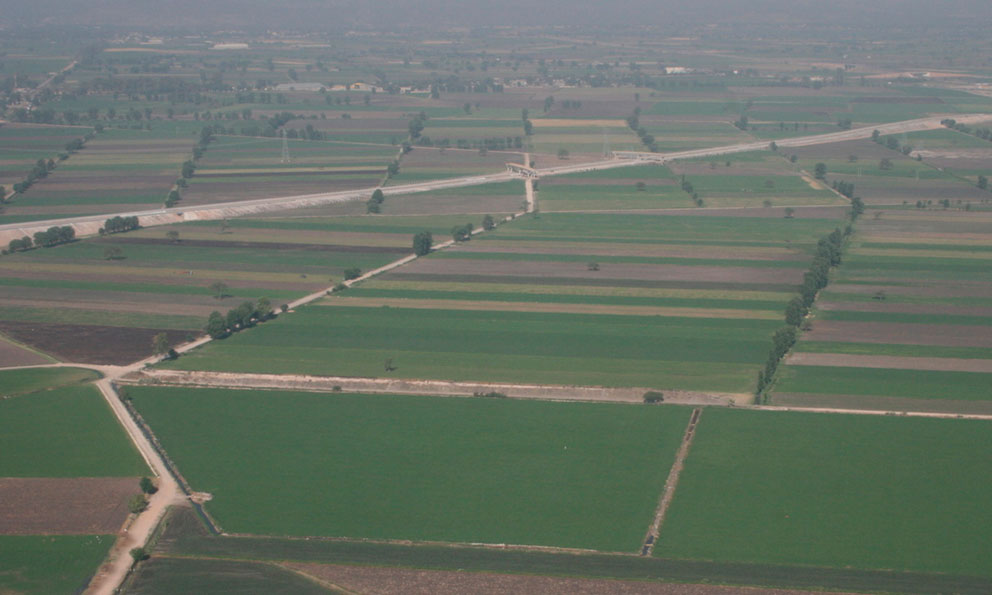 Inquieta asignación de recursos al campo