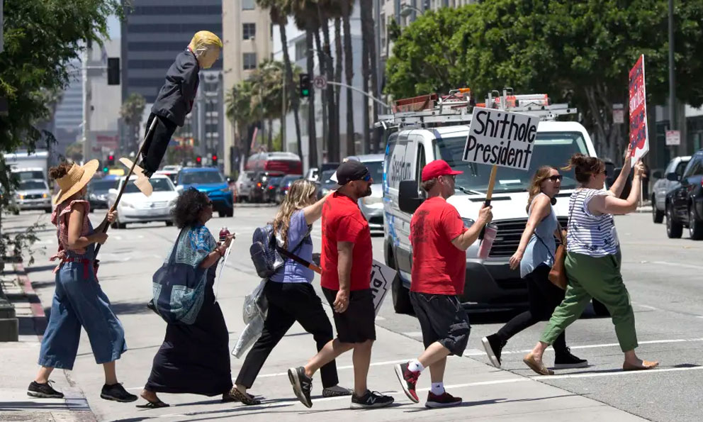 Los Ángeles se convierte en 'ciudad santuario' de inmigrantes tras