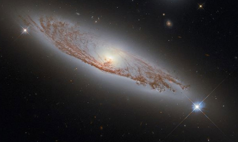 Publica la NASA increíble fotografía del centro de la Vía Láctea