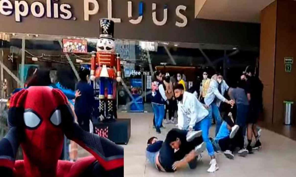 Jóvenes se pelean por boletos Spiderman No Way Home