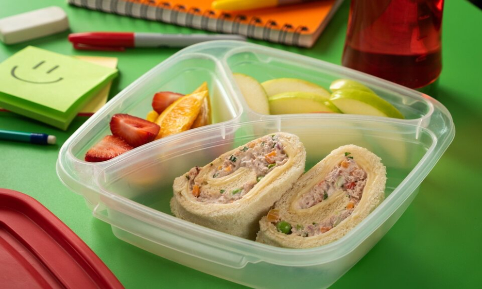 En este regreso a clases ¿Qué debes de ponerles de luch a los niños?