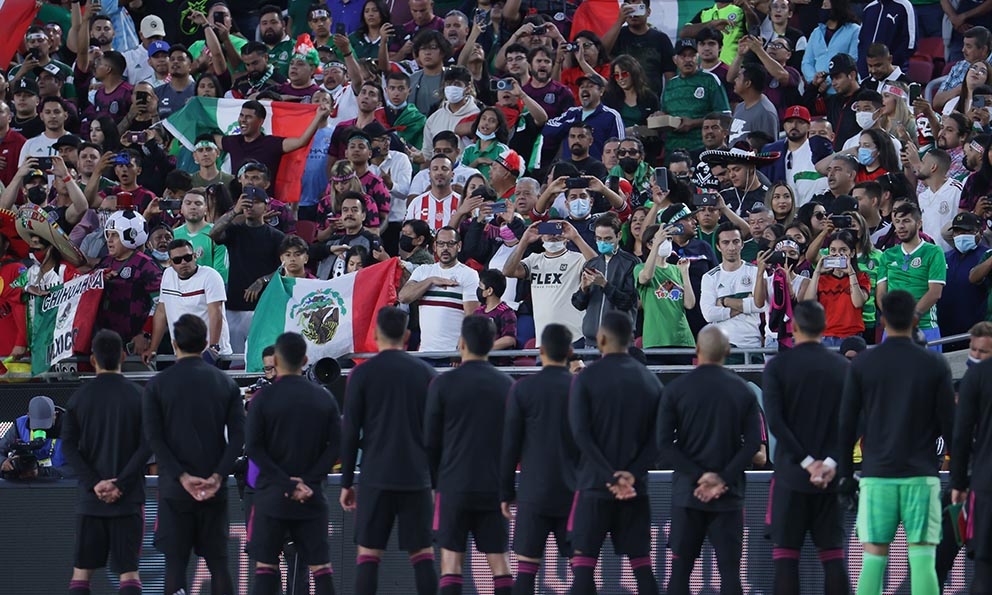 Plano Deportivo Trinidad y Tobago presenta queja contra seguidores mexicanos por discriminación - Vimarsana News