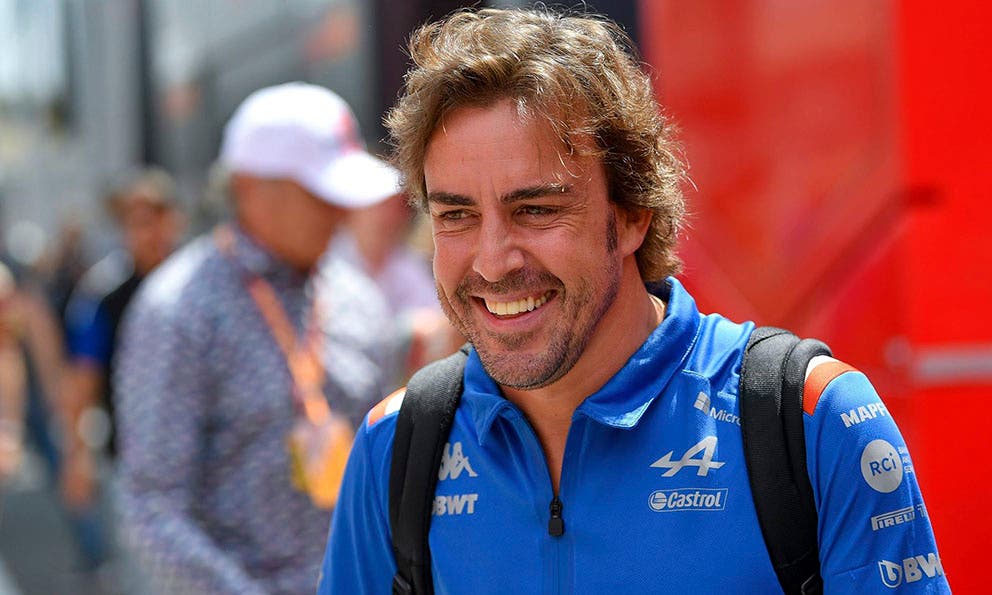 Plano Deportivo Fernando Alonso Alza La Voz Si Dices Algo A Un Piloto Latino Todo Es 9576