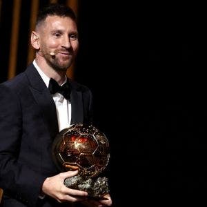 Messi donó su octavo Balón de Oro al museo de Barcelona - ESPN